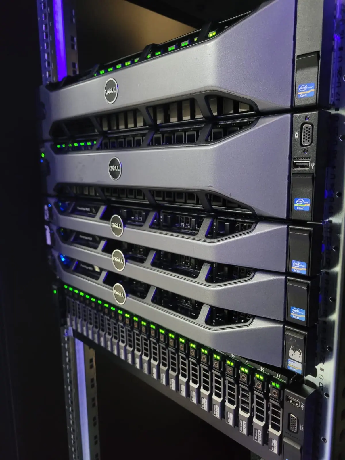 BalHost veri merkezi